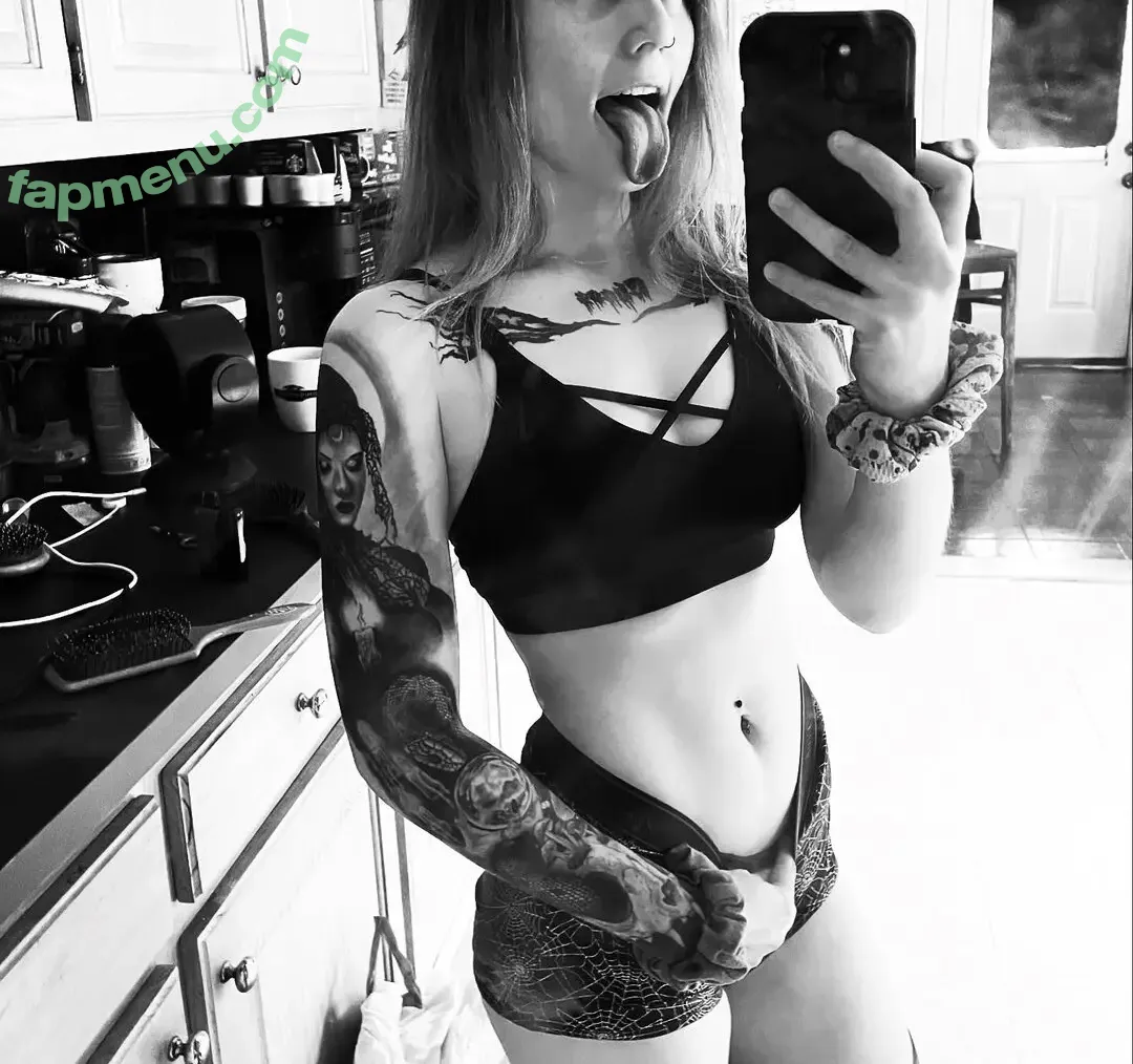 Carrie Cannie nude photo #0124 (carrie_cannie)