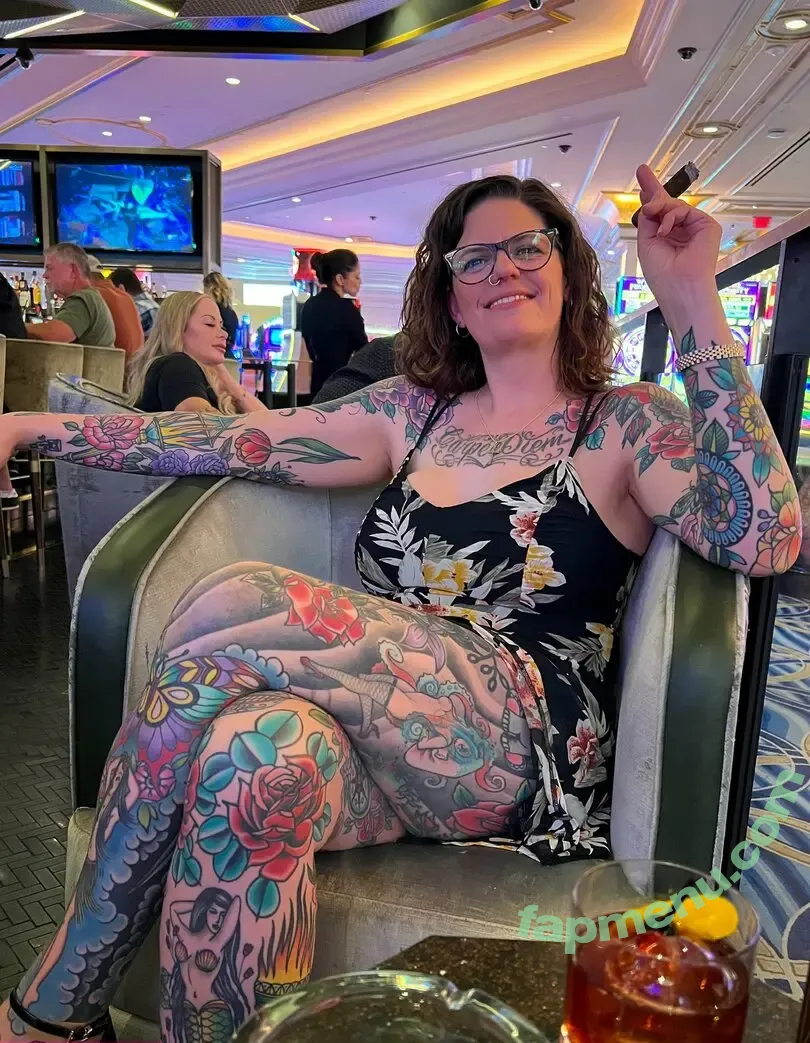 Carrie Capri nude photo #0033 (Capri.4.mekari / carriecapri)