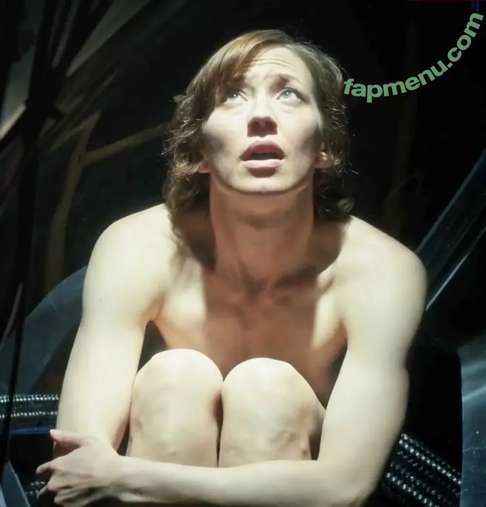 Carrie Coon nude photo #0058 (carriecoon)