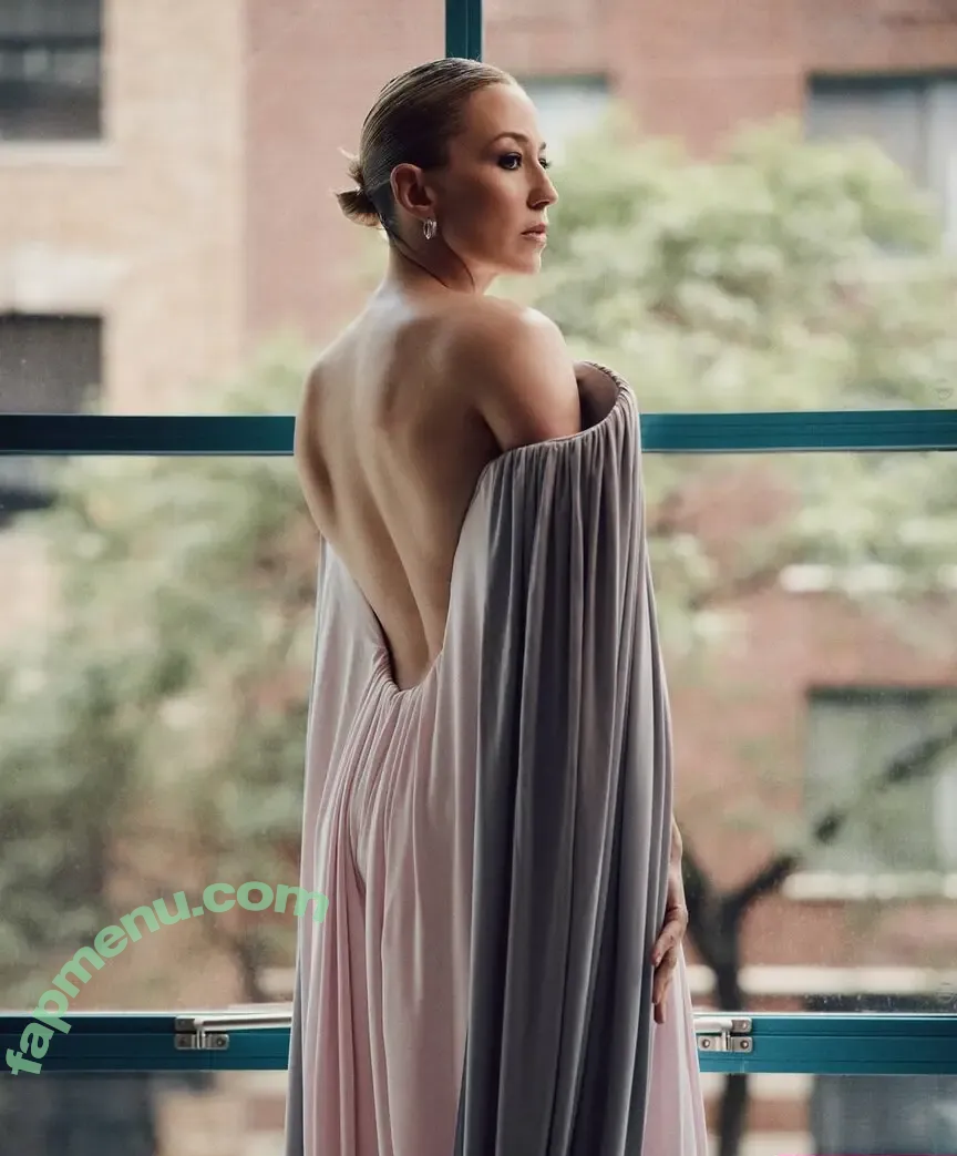 Carrie Coon nude photo #0118 (carriecoon)