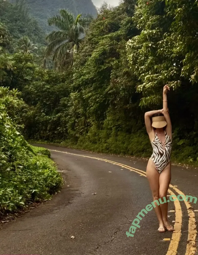 Carrie Gebb nude photo #0040 (Driftwood Maui / driftwoodmaui)