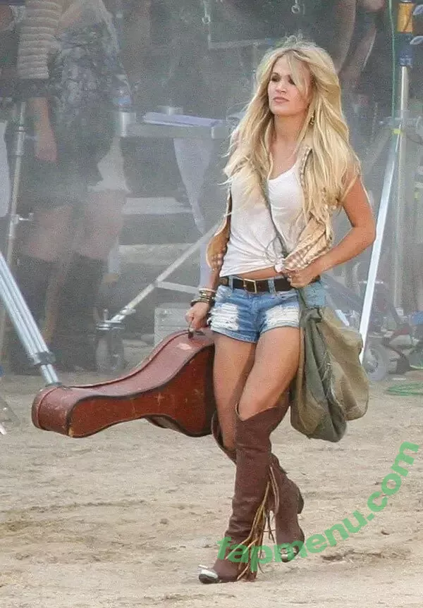 Carrie Underwood nude photo #0018 (carrieunderwood)