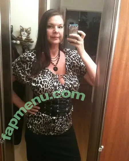 carriemoon nude photo #0185 (canadiancarriemoon)