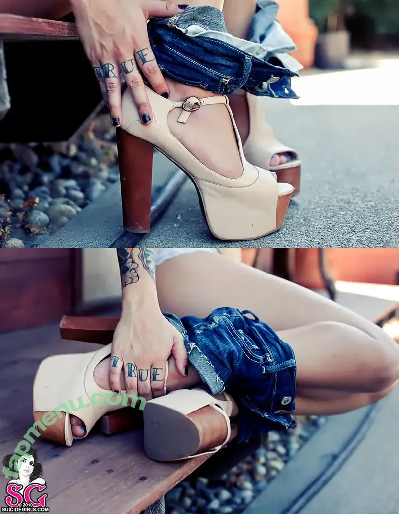 Carrina SG nude photo #0029 (Carrina SG)