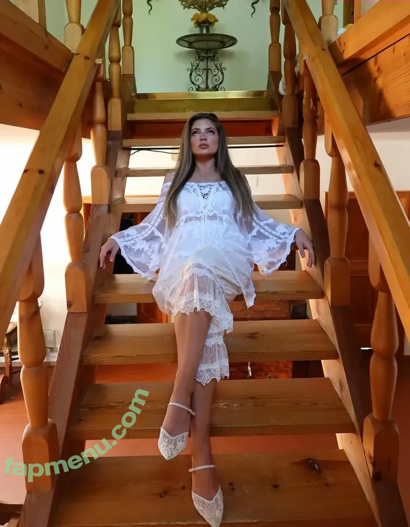 Carrington Durham nude photo #0006 (carringtondurham)