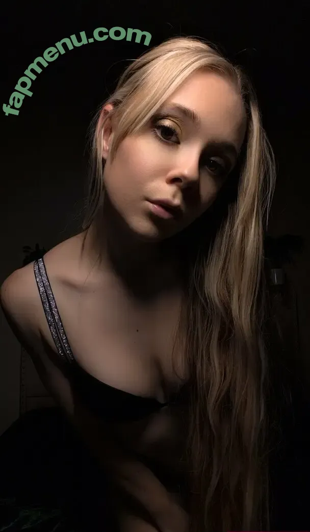 carrs_content nude photo #0001 (carcontent_)