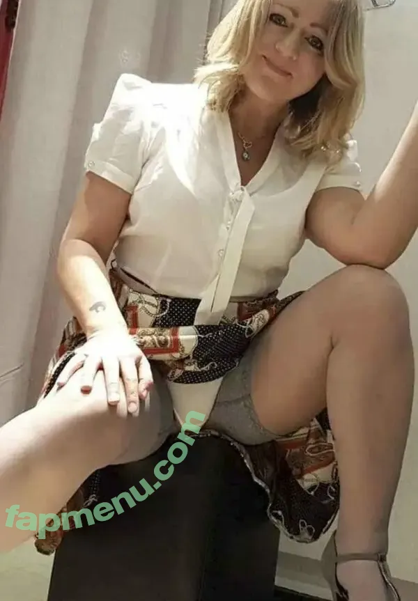Carryonlady nude photo #0058 (Carryonlady)