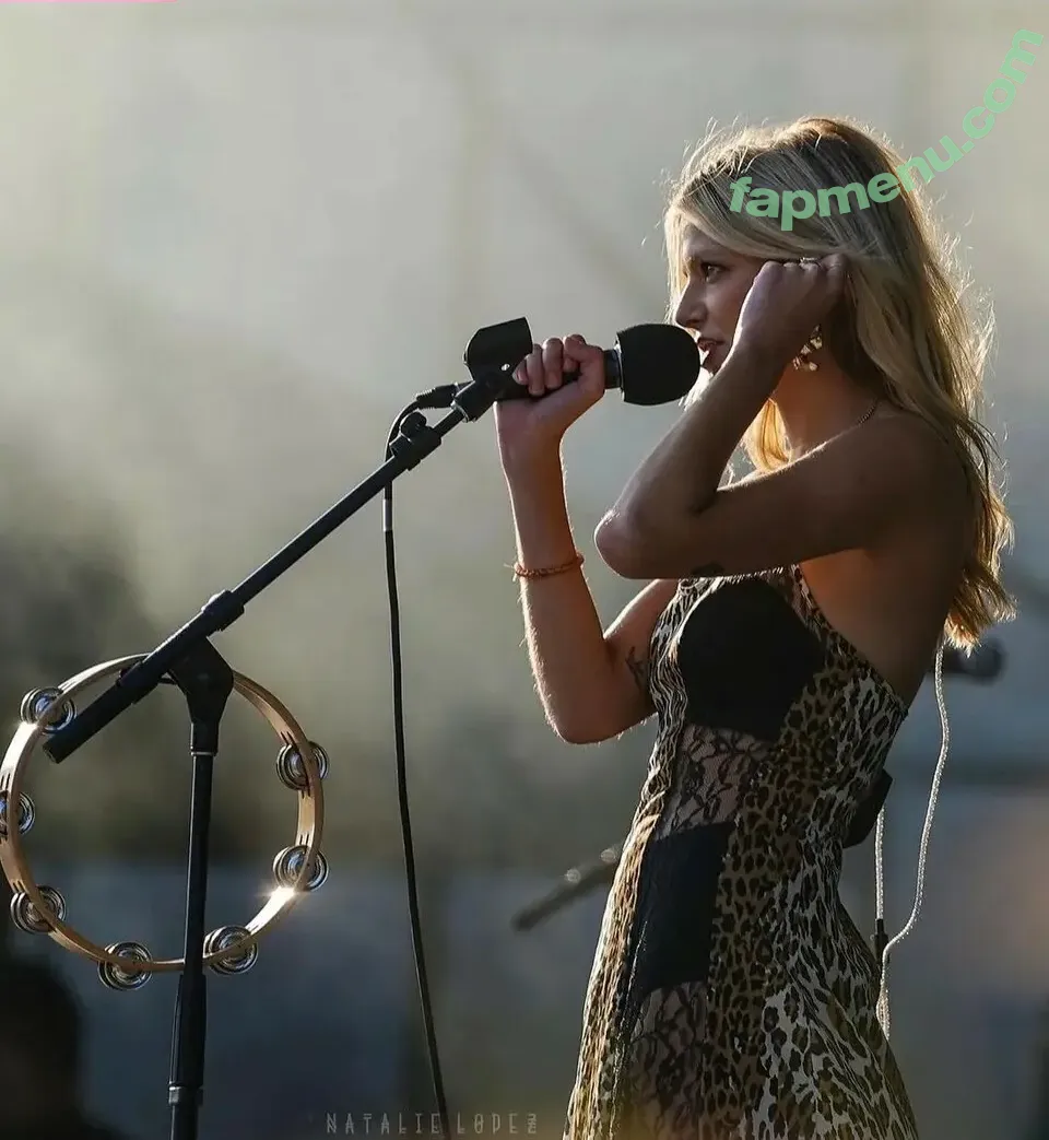 Carter Faith nude photo #0023 (carterfaith)