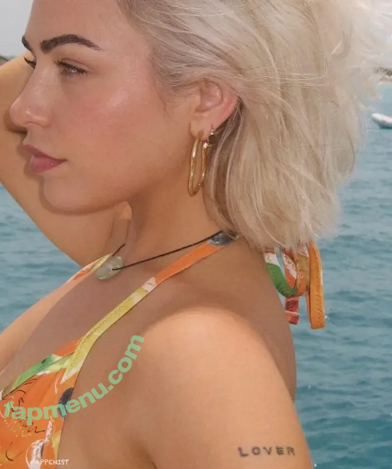 Cartia Mallan nude photo #0010 (Cartia Mallan)