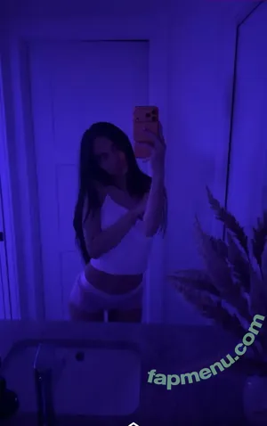 Caryn Marjorie / cutiecaryn / marjikarp nude photo #0027