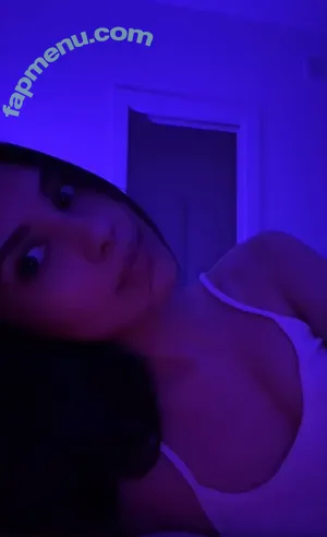 Caryn Marjorie / cutiecaryn / marjikarp nude photo #0037