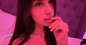 Caryn Marjorie / cutiecaryn / marjikarp nude photo #0040