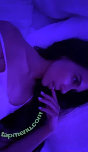 Caryn Marjorie / cutiecaryn / marjikarp nude photo #0060