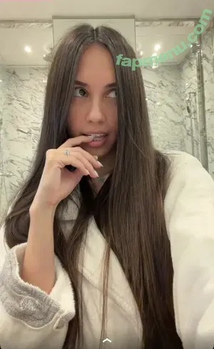 Caryn Marjorie / cutiecaryn / marjikarp nude photo #0159