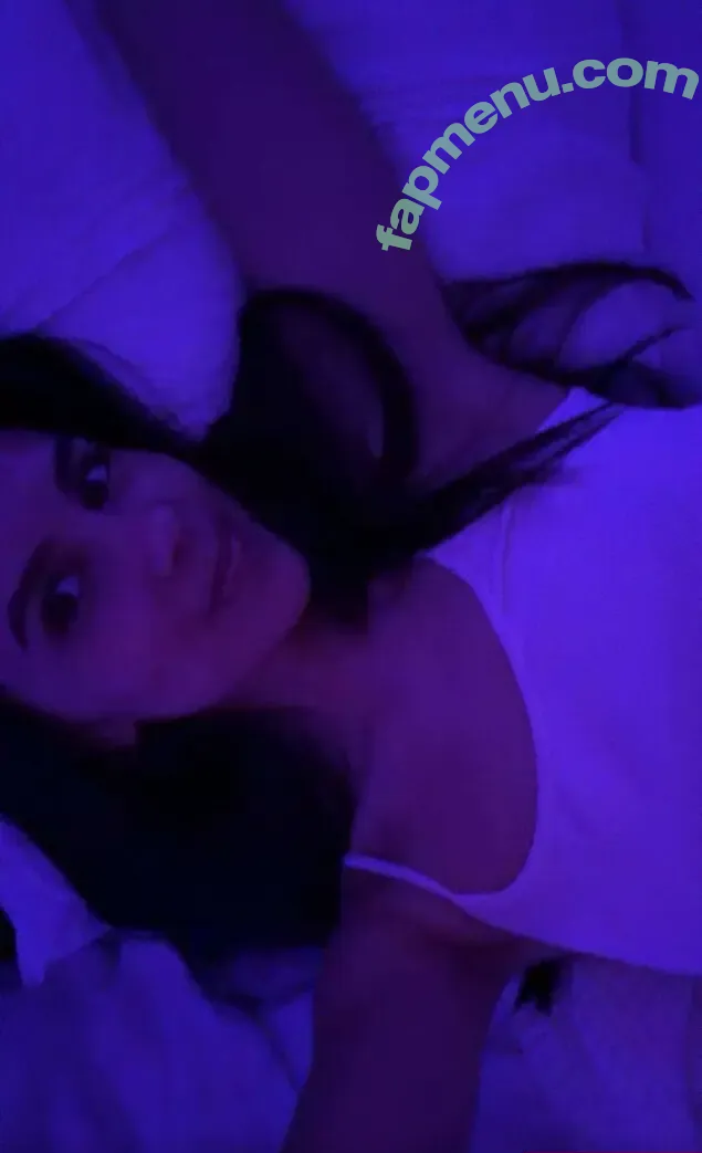 Caryn Marjorie nude photo #0032 (cutiecaryn / marjikarp)