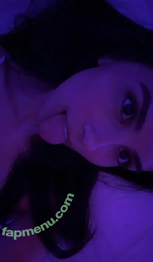 Caryn Marjorie nude photo #0042 (cutiecaryn / marjikarp)