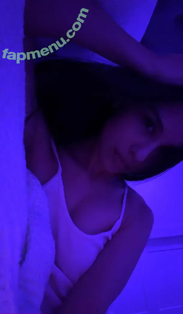 Caryn Marjorie nude photo #0054 (cutiecaryn / marjikarp)