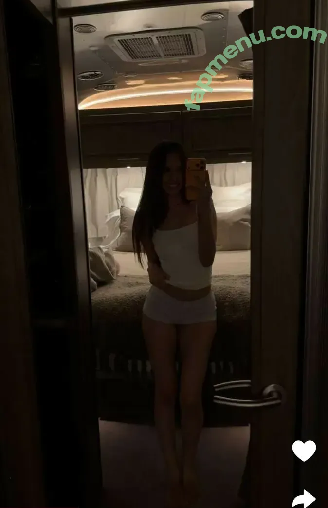 Caryn Marjorie nude photo #0080 (cutiecaryn / marjikarp)