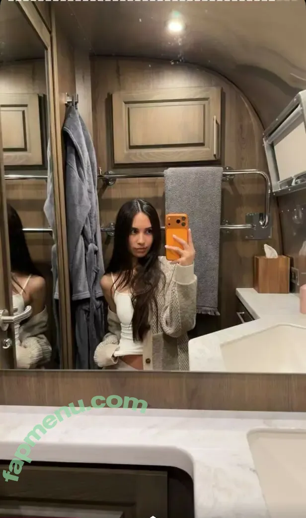 Caryn Marjorie nude photo #0084 (cutiecaryn / marjikarp)