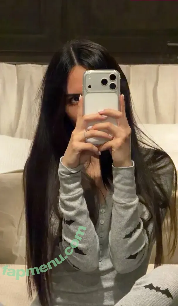 Caryn Marjorie nude photo #0090 (cutiecaryn / marjikarp)