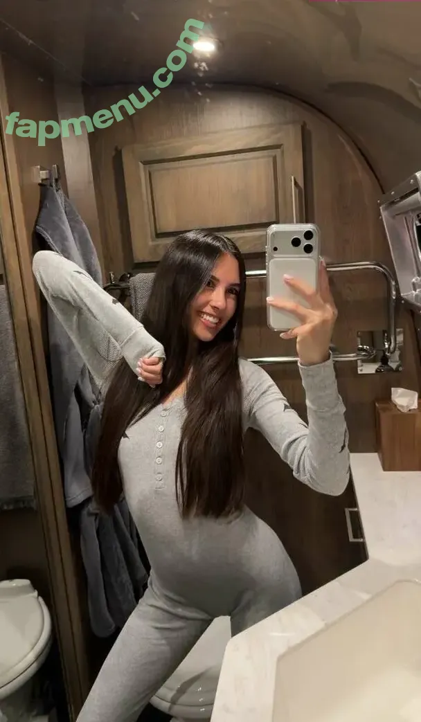 Caryn Marjorie nude photo #0091 (cutiecaryn / marjikarp)