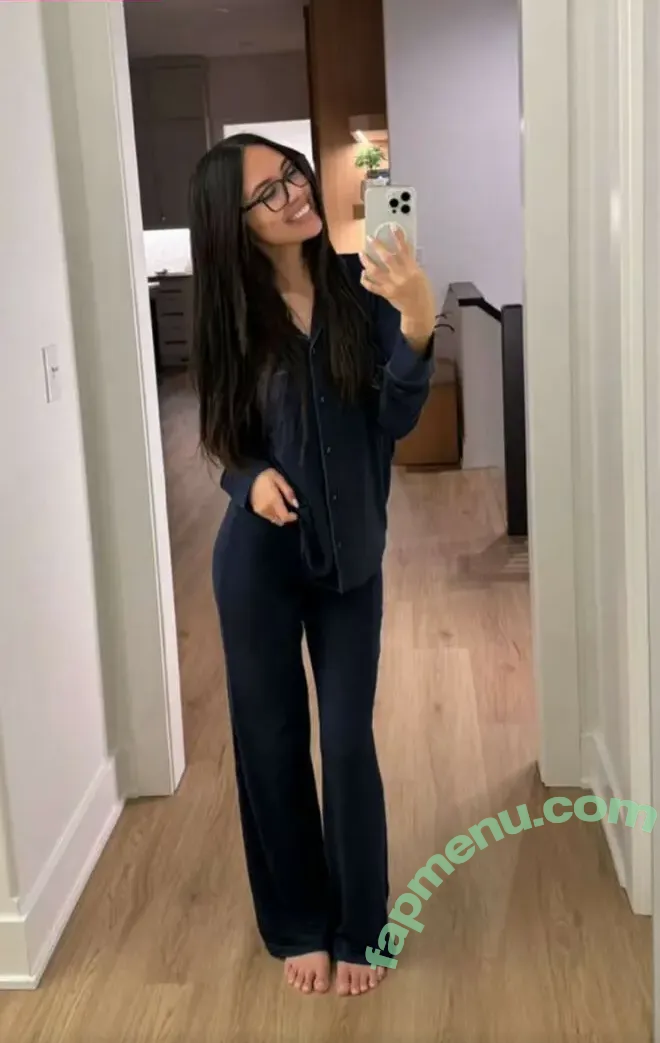 Caryn Marjorie nude photo #0114 (cutiecaryn / marjikarp)