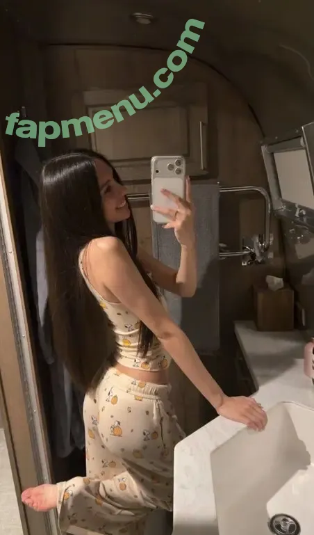 Caryn Marjorie nude photo #0122 (cutiecaryn / marjikarp)