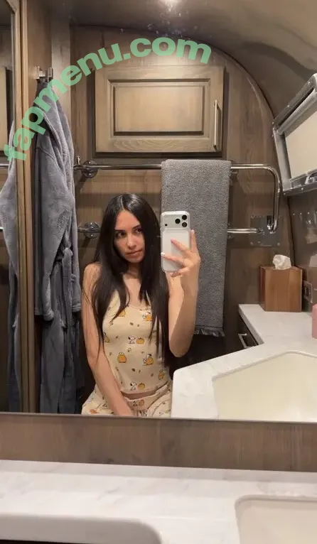 Caryn Marjorie nude photo #0135 (cutiecaryn / marjikarp)