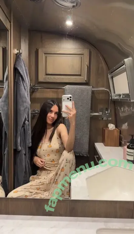 Caryn Marjorie nude photo #0137 (cutiecaryn / marjikarp)