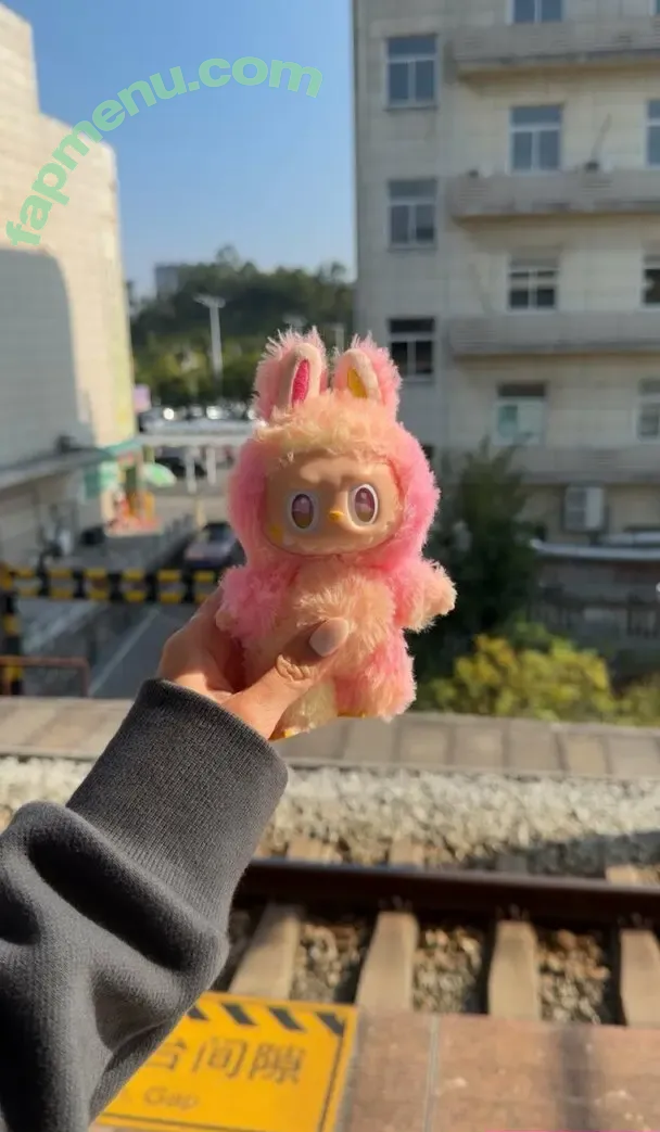 Caryn Marjorie nude photo #0146 (cutiecaryn / marjikarp)