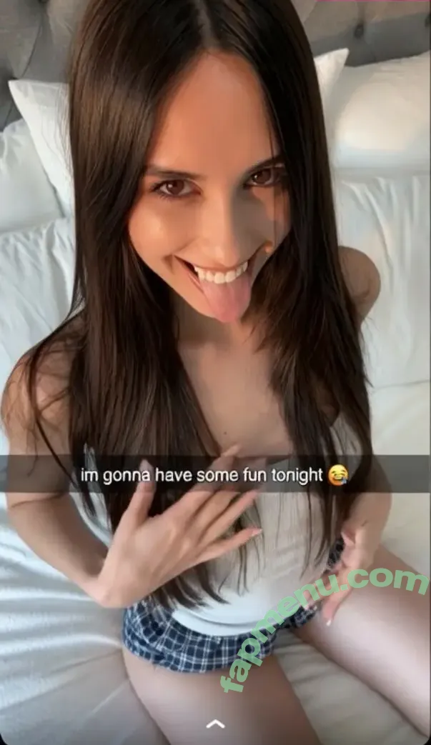 Caryn Marjorie nude photo #0325 (cutiecaryn / marjikarp)