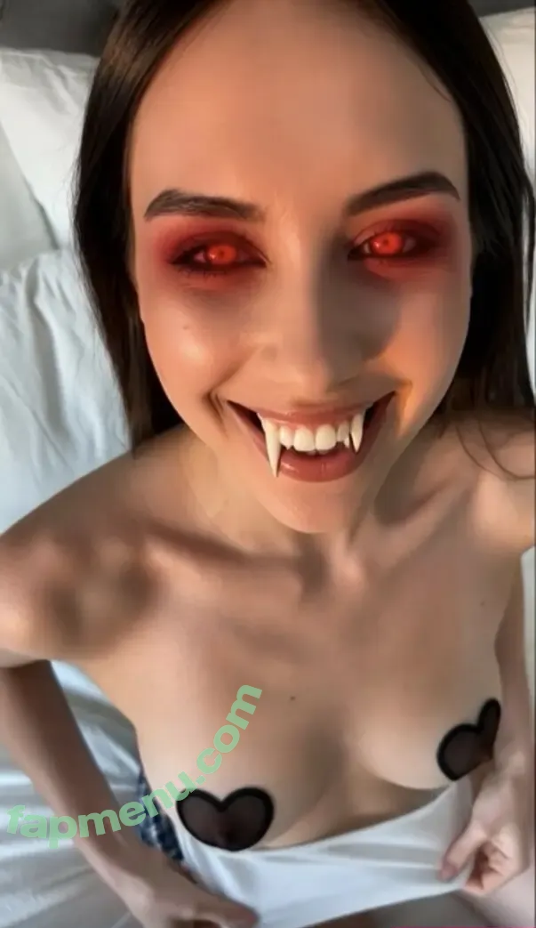 Caryn Marjorie nude photo #0328 (cutiecaryn / marjikarp)