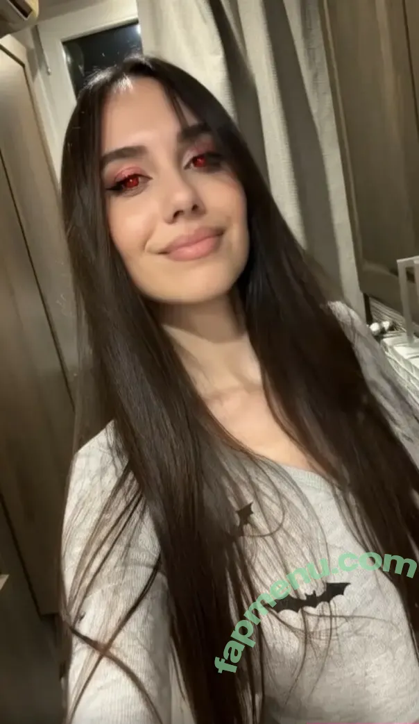 Caryn Marjorie nude photo #0334 (cutiecaryn / marjikarp)