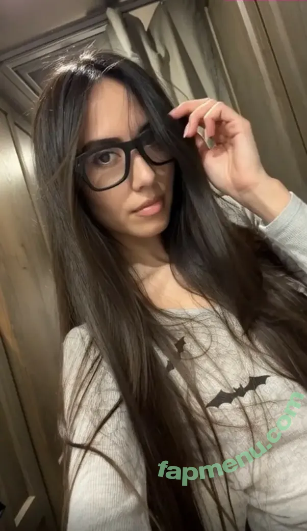 Caryn Marjorie nude photo #0341 (cutiecaryn / marjikarp)