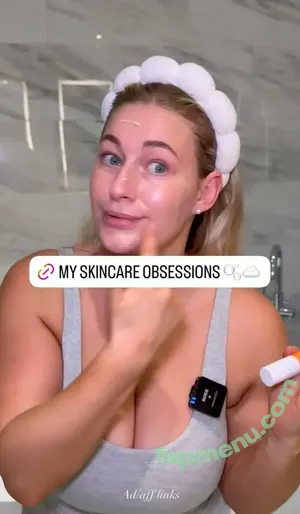 Carys Whittaker / busybeecarys / carys.whittaker / karlawhittake14 nude photo #0240