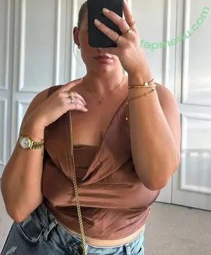 Carys Whittaker / busybeecarys / carys.whittaker / karlawhittake14 nude photo #0271