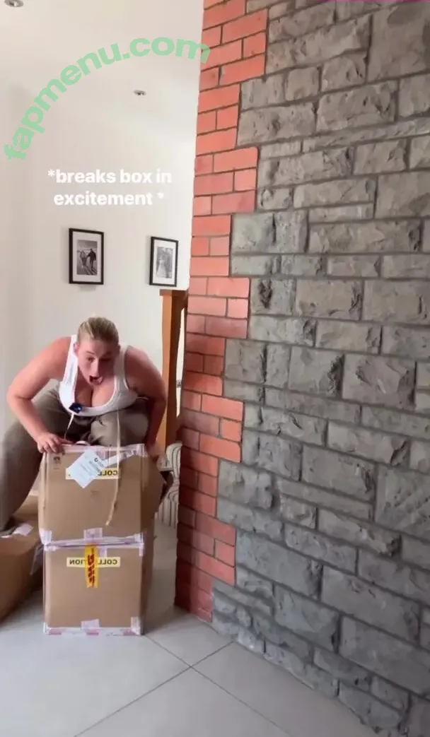 Carys Whittaker nude photo #0238 (busybeecarys / carys.whittaker / karlawhittake14)