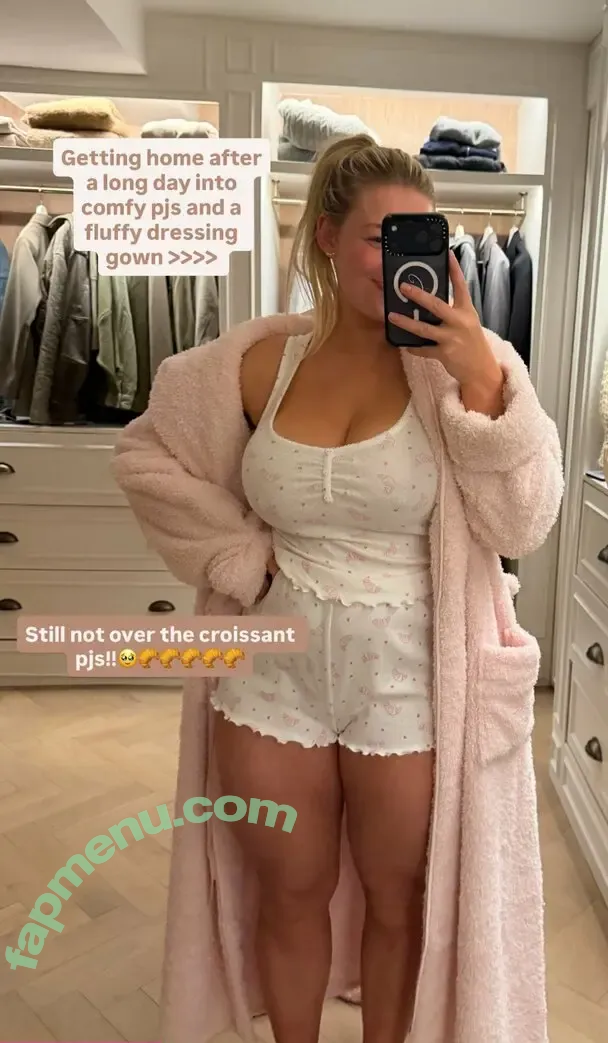 Carys Whittaker nude photo #0363 (busybeecarys / carys.whittaker / karlawhittake14)