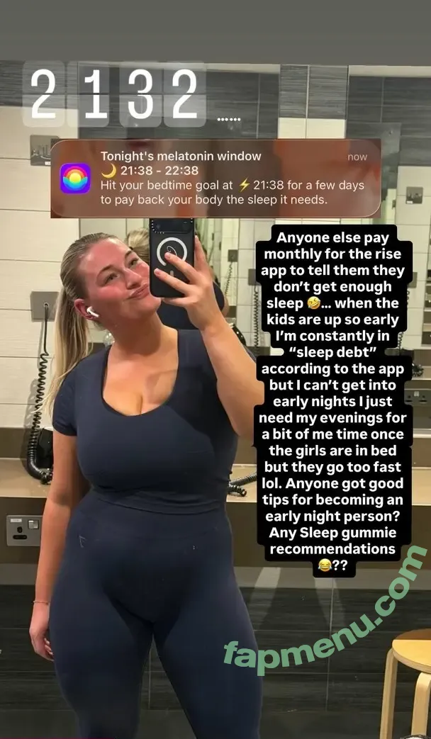 Carys Whittaker nude photo #0405 (busybeecarys / carys.whittaker / karlawhittake14)