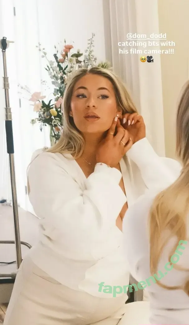 Carys Whittaker nude photo #0432 (busybeecarys / carys.whittaker / karlawhittake14)