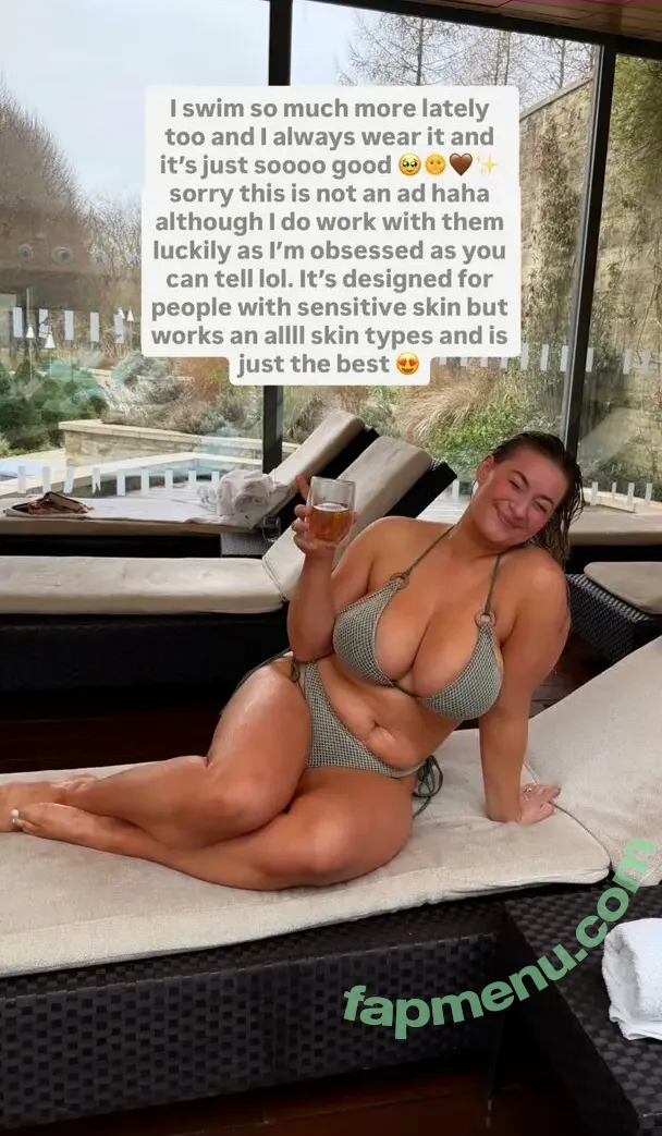 Carys Whittaker nude photo #0445 (busybeecarys / carys.whittaker / karlawhittake14)