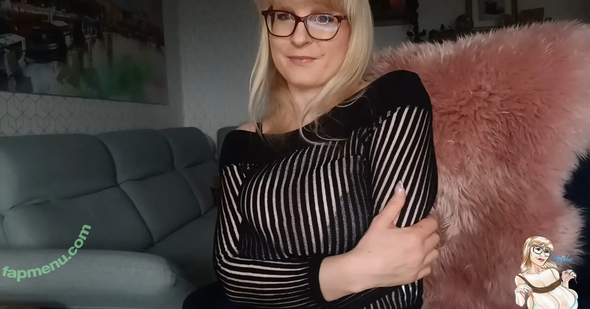 Casey Deluxe nude photo #1214 (casey_deluxe / caseydeluxe / caseydeluxe2.0)