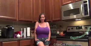 Casey James / BustyCaseyJames / caseyjamess_ nude photo #0124