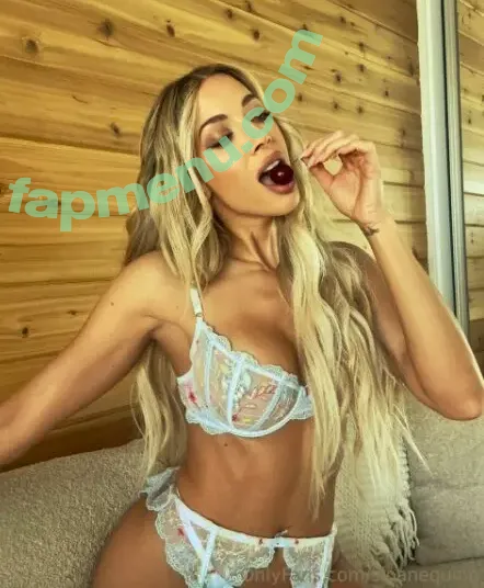 Casey Martin nude photo #0047 (caseylovesfitness / sloanequinn)