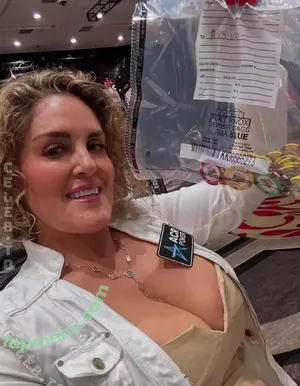 Casey Nezhoda / Cbargainhunters nude photo #0032