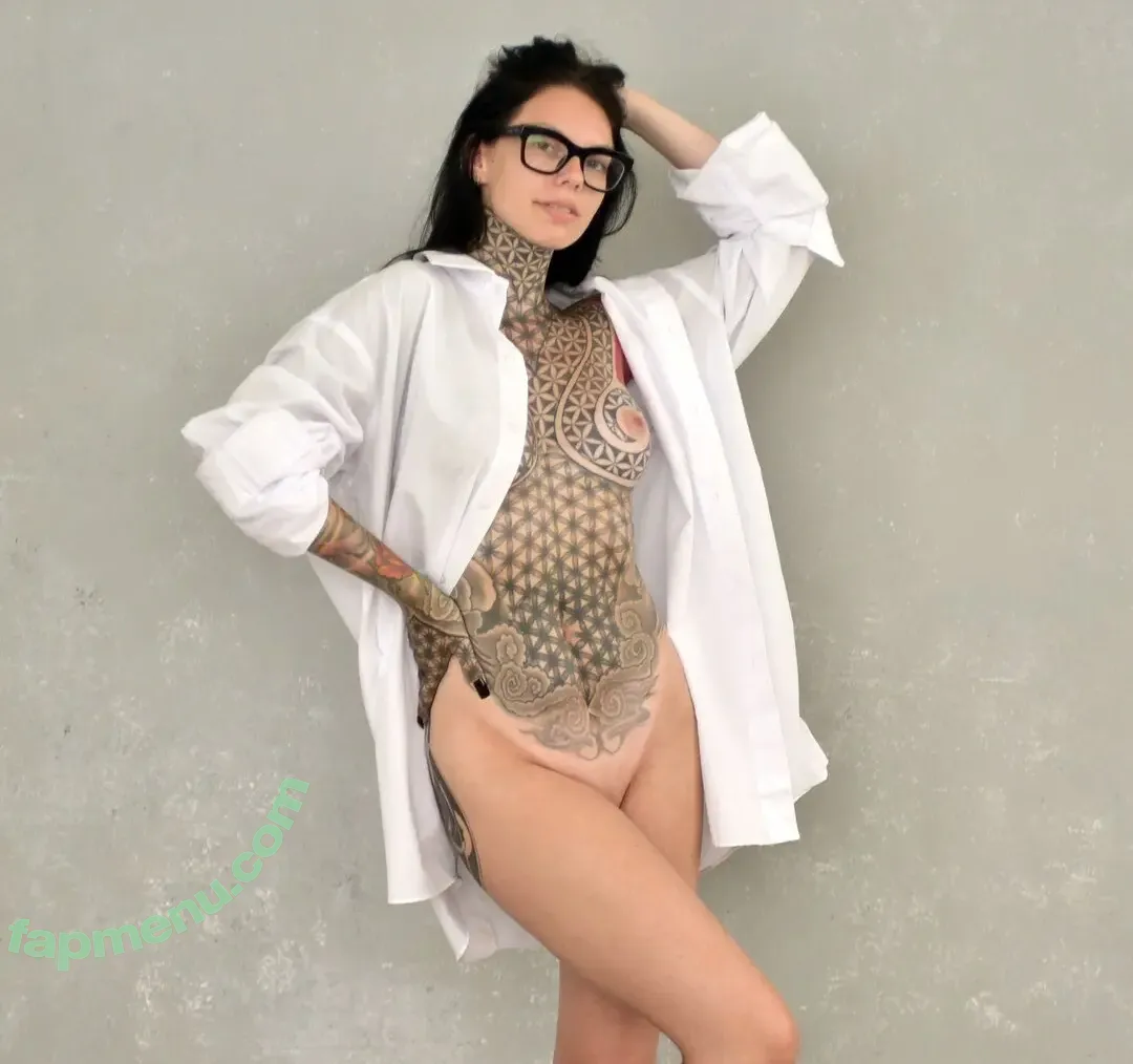 Caseyannsuzanne nude photo #0012 (Caseyannsuzanne)