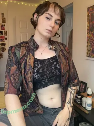  nude photo #0002