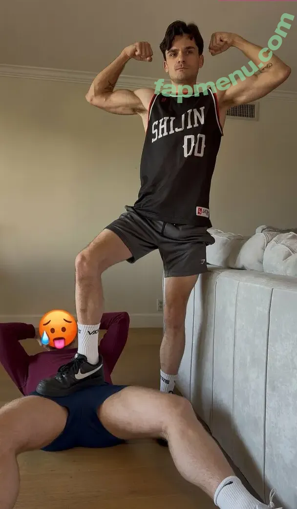 cashkingjustin nude photo #0013 (cash_of_cash_king)