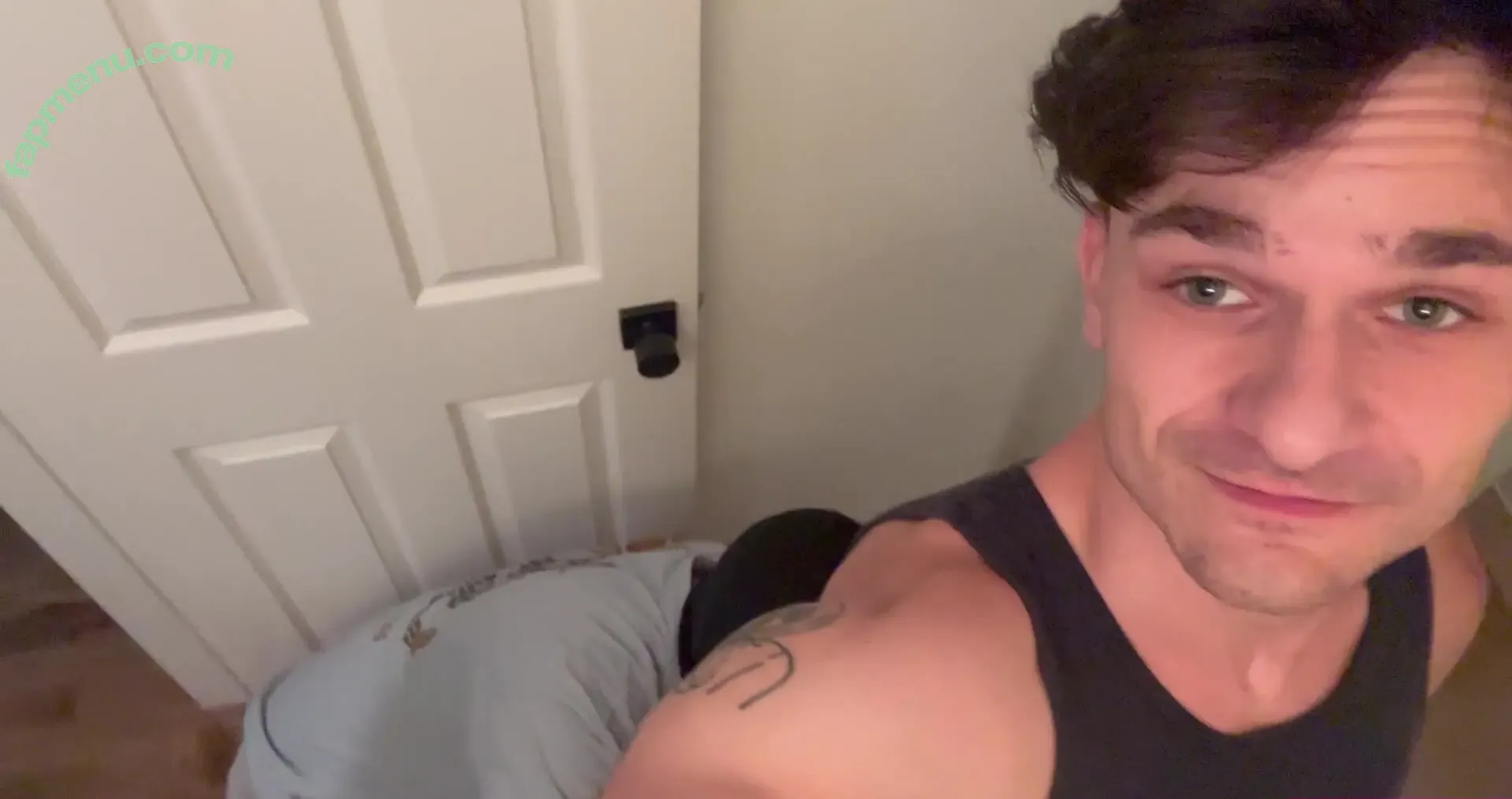 cashkingjustin nude photo #0021 (cash_of_cash_king)