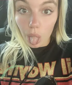 _caspergb / Gabbie nude photo #0001